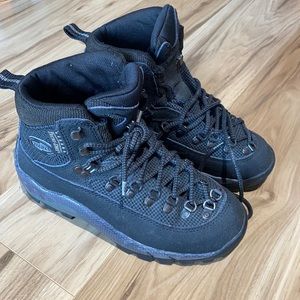 Women’s Tecnica lace up hiking boots size 6 1/2